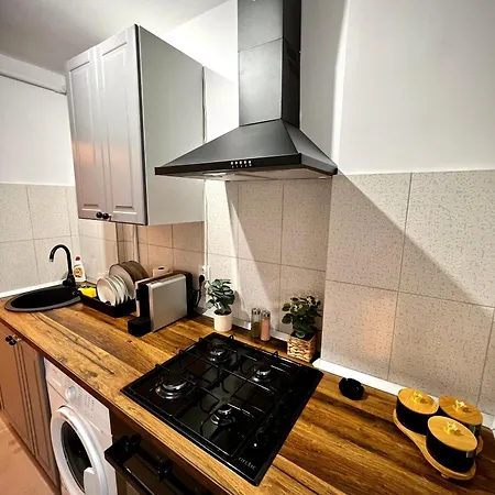 Appartement Jungle - Gara De Nord Boekarest