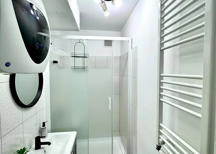 Jungle - Gara De Nord Апартаменти *