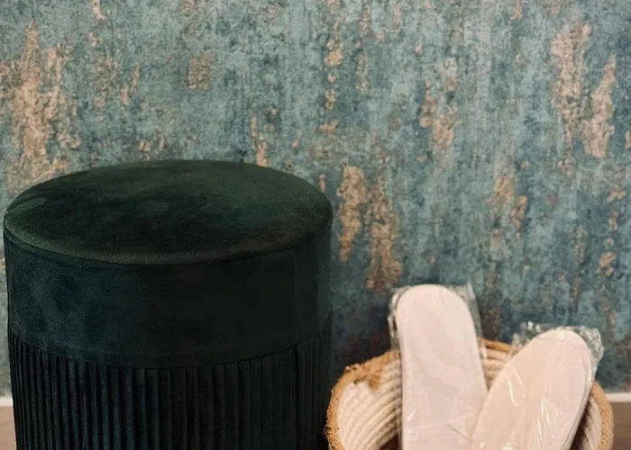 Апартаменти Jungle - Gara De Nord *